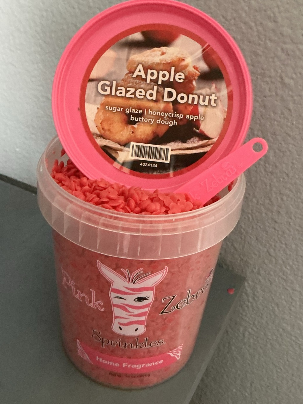 Apple Glazed Donut Pink Zebra Wax Melts in a 4 oz blend bag